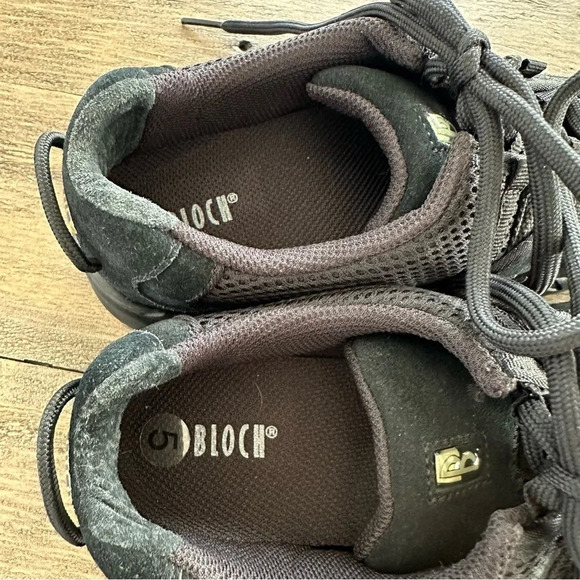 Bloch Adult size 5 US Boost Mesh Split Sole Dance Sneakers Black SO538L Hip Hop - Picture 6 of 9